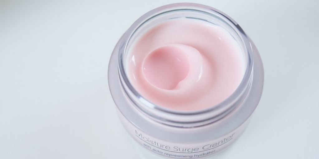 Clinique Moisture Surge 100H cream jar.